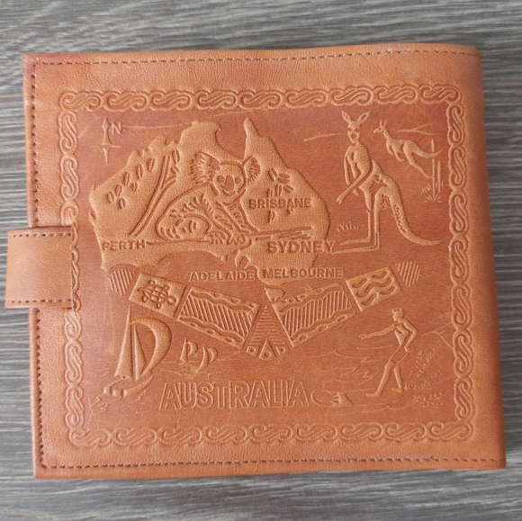 Stunning natural leather embossed Australia vintage wallet. - Picture 5 of 7